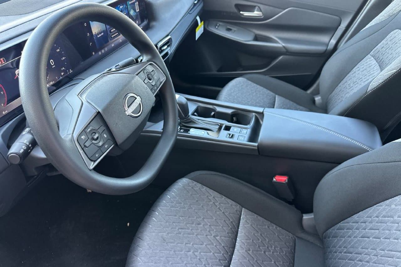 2027 Nissan Sentra SV 7