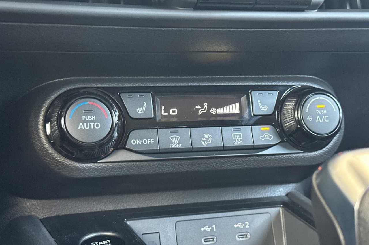 2027 Nissan Kicks SV 17