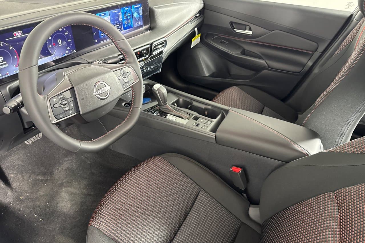 2027 Nissan Sentra SR 7