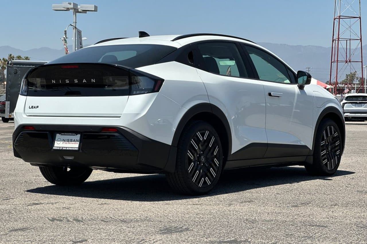 2026 Nissan LEAF PLATINUM+ 3
