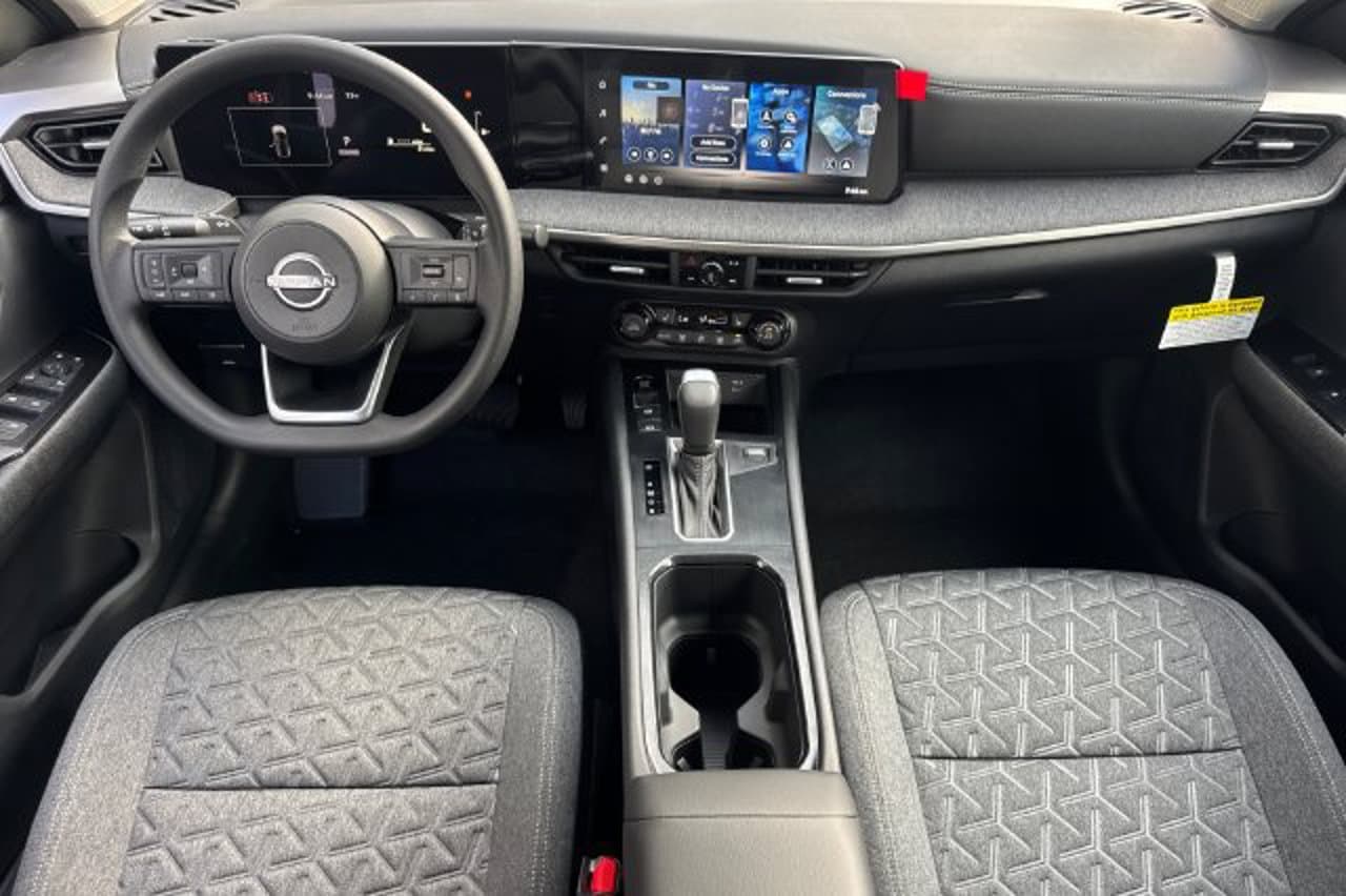 2027 Nissan Kicks SV 10