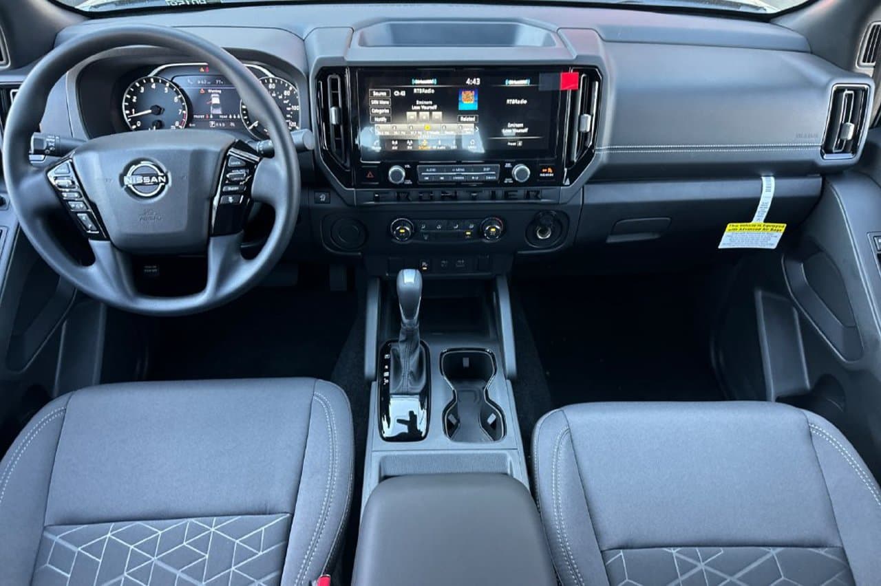 2027 Nissan Frontier SV 10