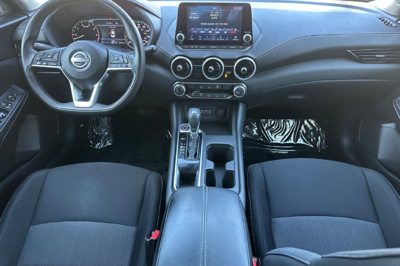 2025 Nissan Sentra SV 11