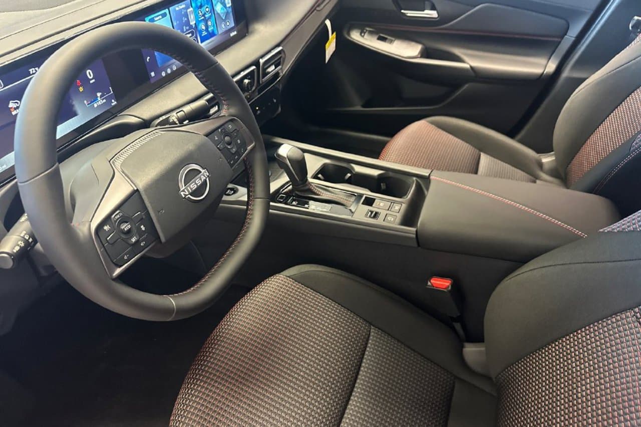 2027 Nissan Sentra SR 7