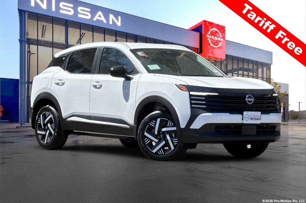 2027 Nissan Kicks SV 1