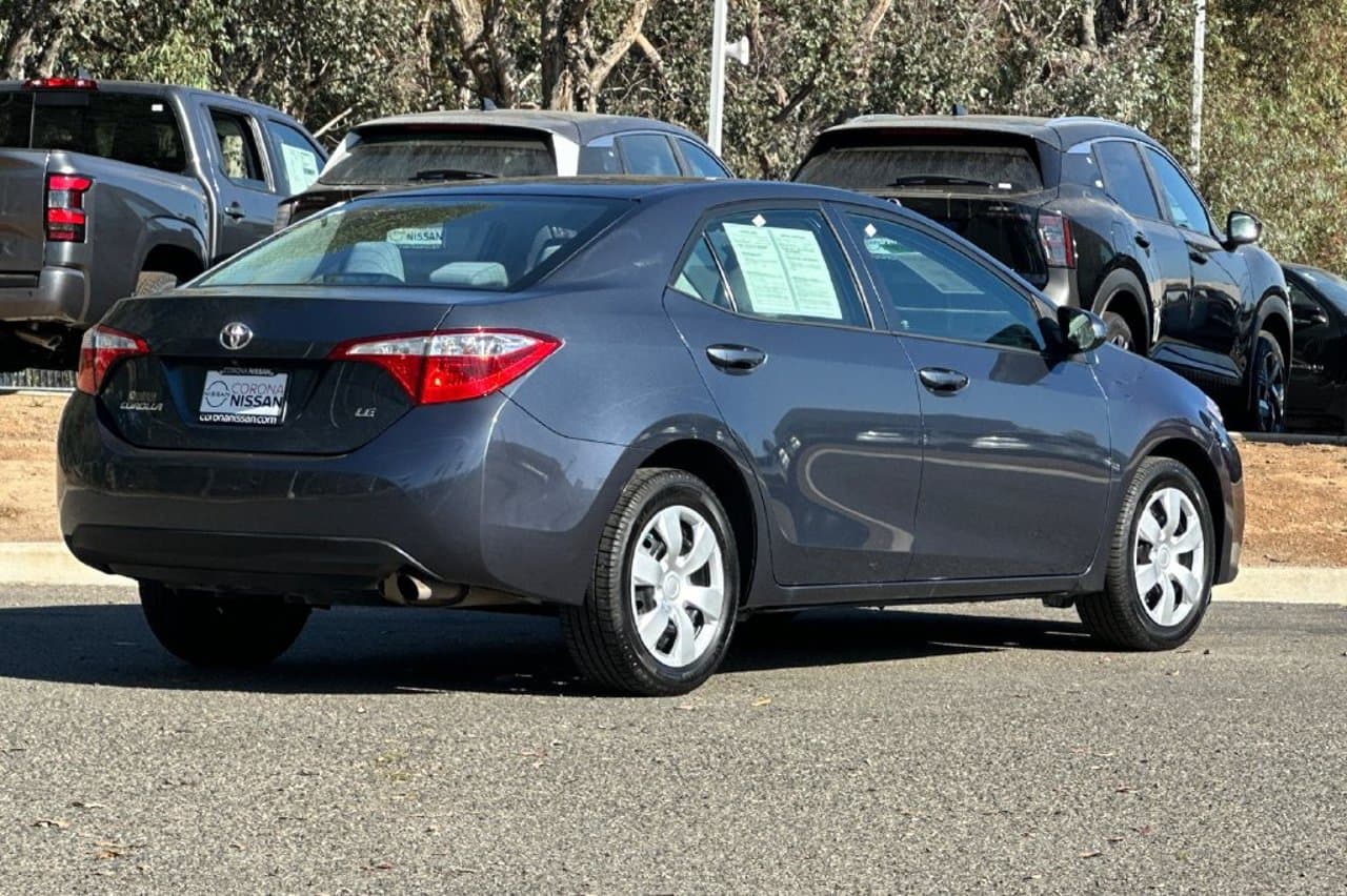 2016 Toyota Corolla LE 4