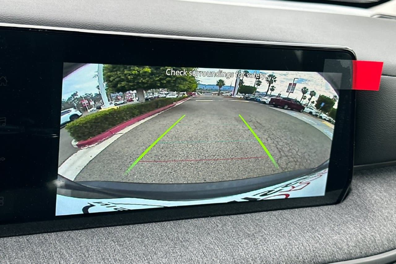 2027 Nissan Kicks S 16