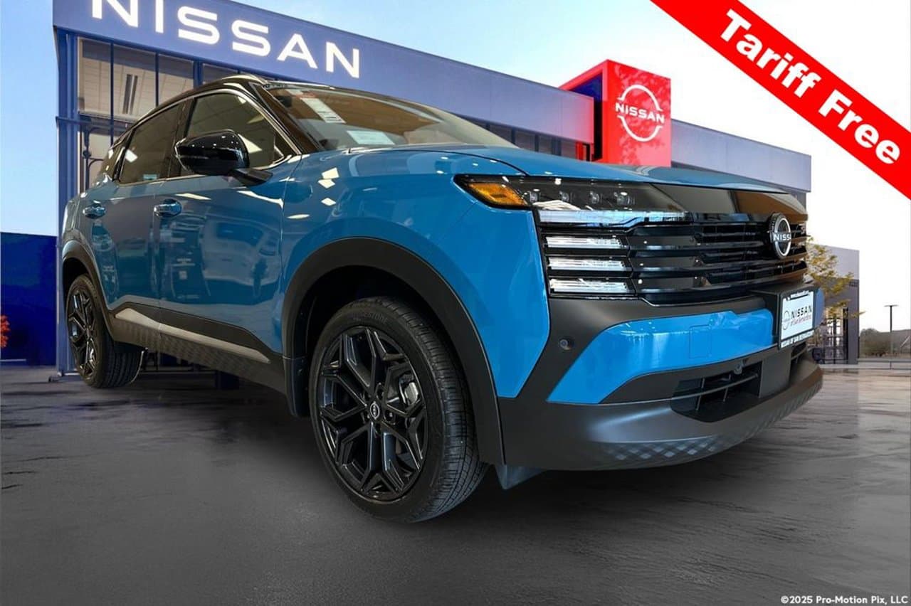 2027 Nissan Kicks SR 1