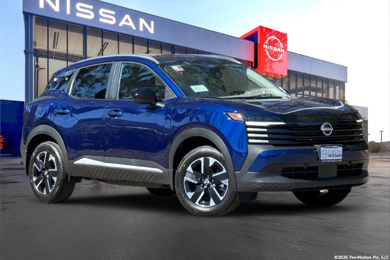 2027 Nissan Kicks SV 2