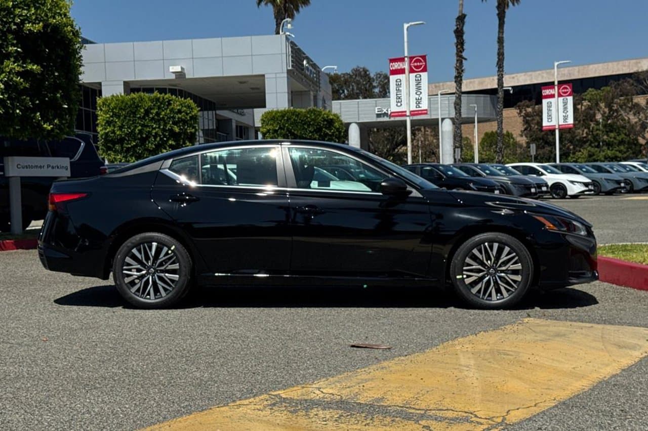 2026 Nissan Altima SV 3