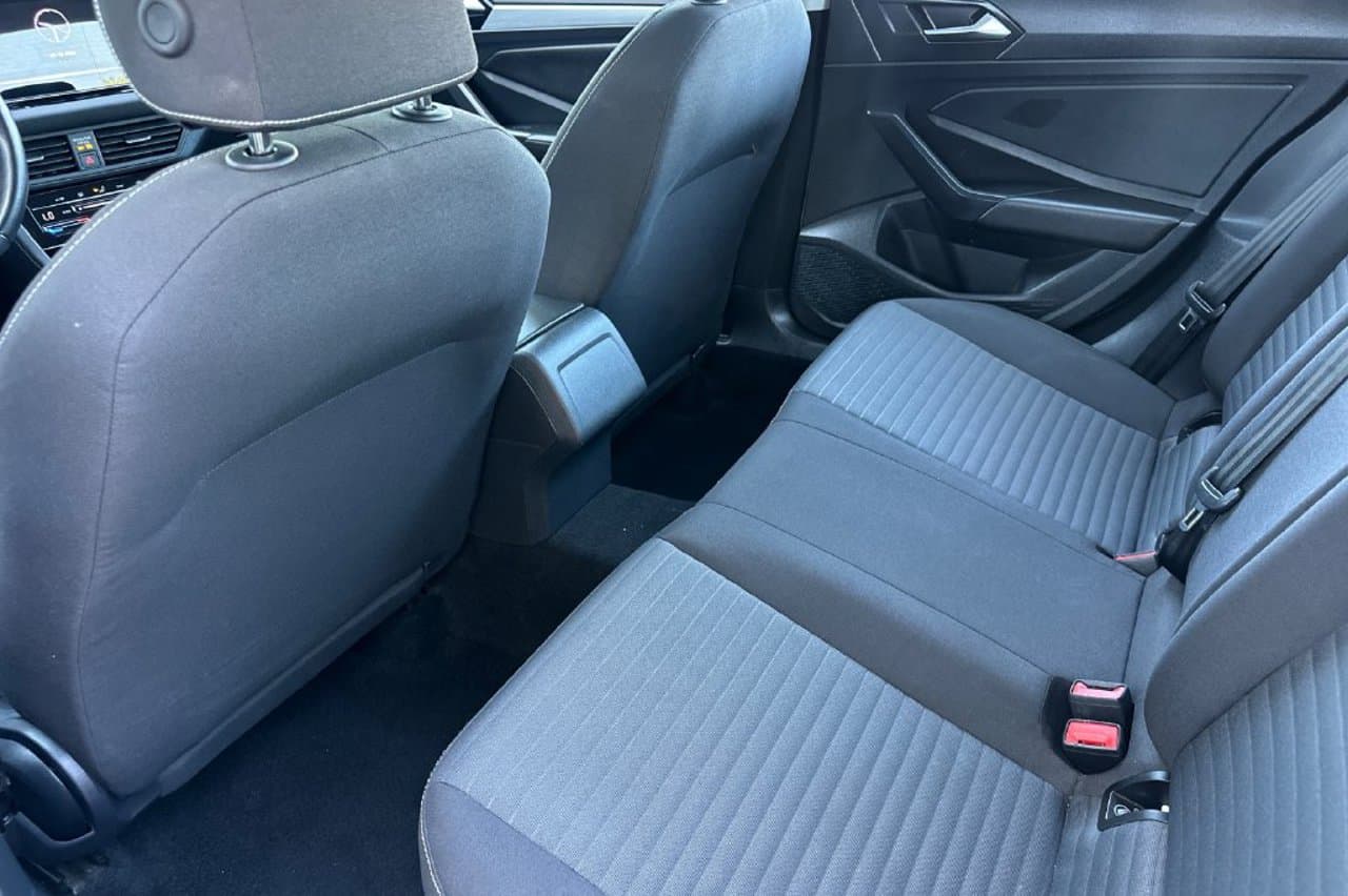 2025 Volkswagen Jetta S 10