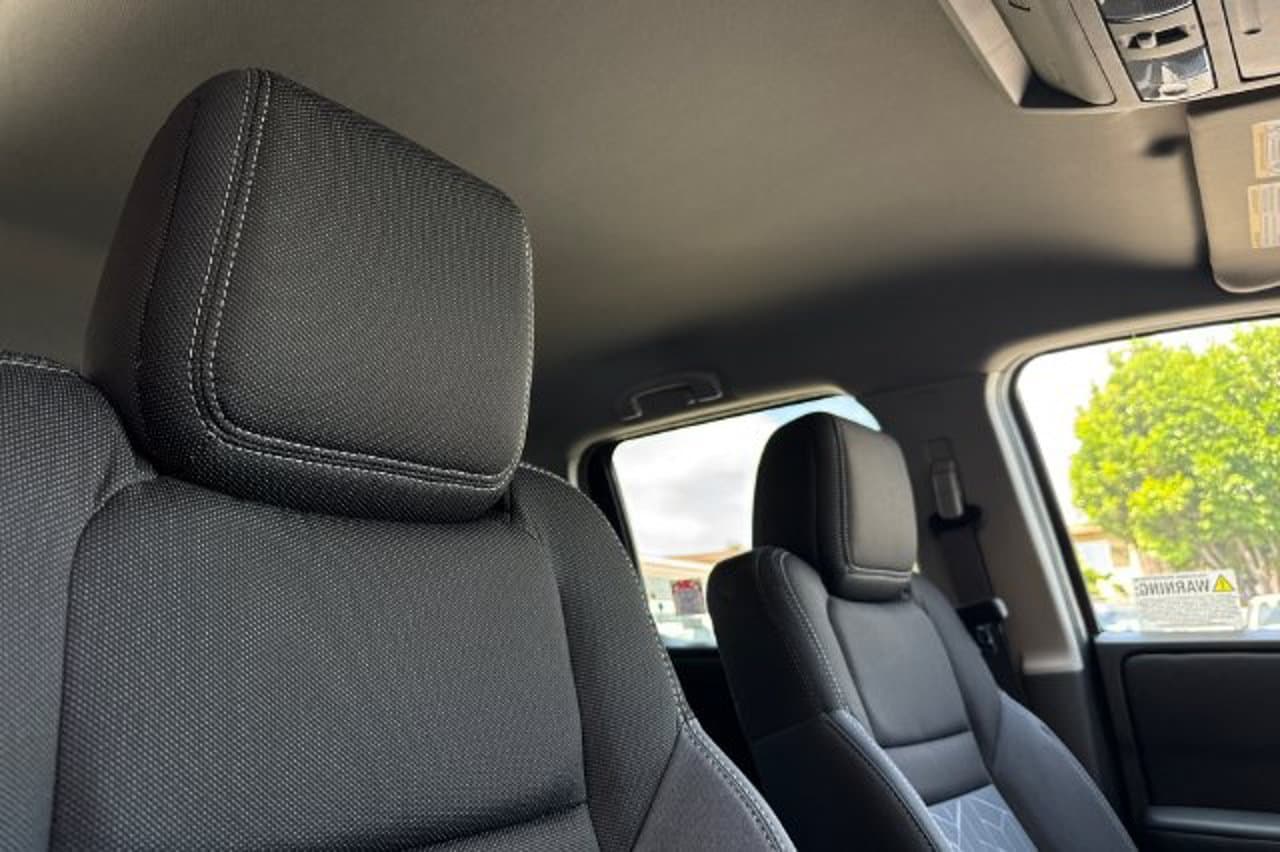 2026 Nissan Frontier SV 13