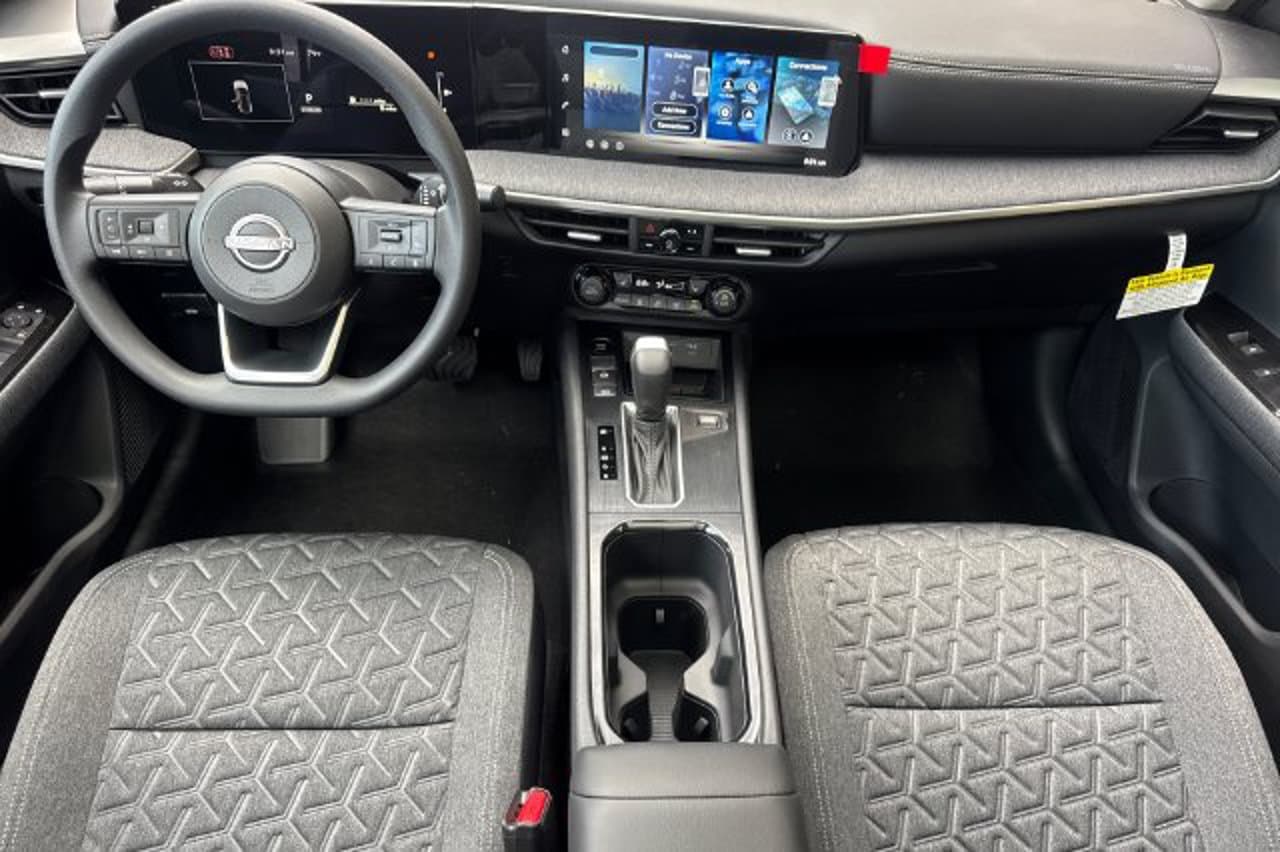 2027 Nissan Kicks SV 10