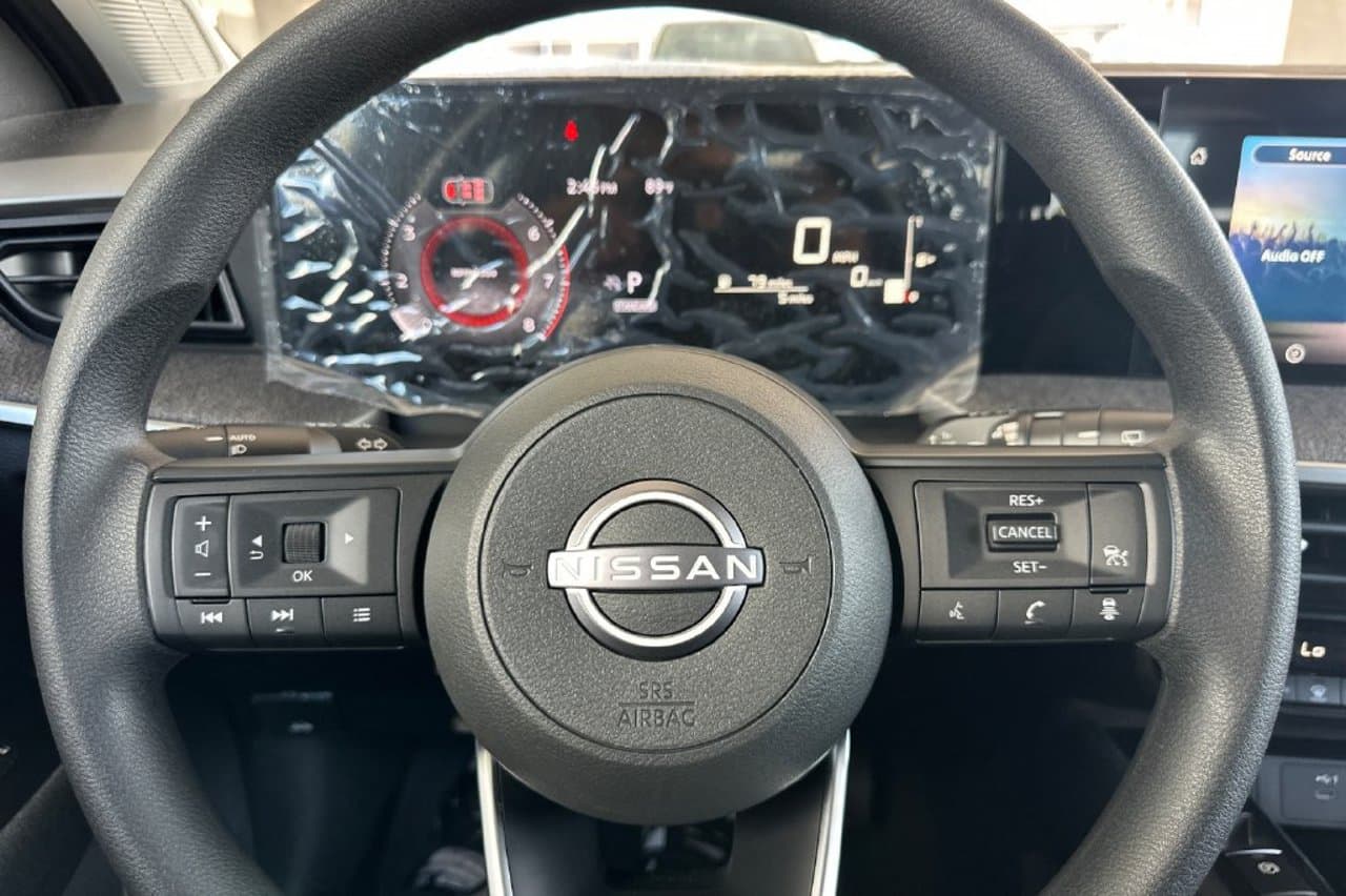 2027 Nissan Kicks SV 20