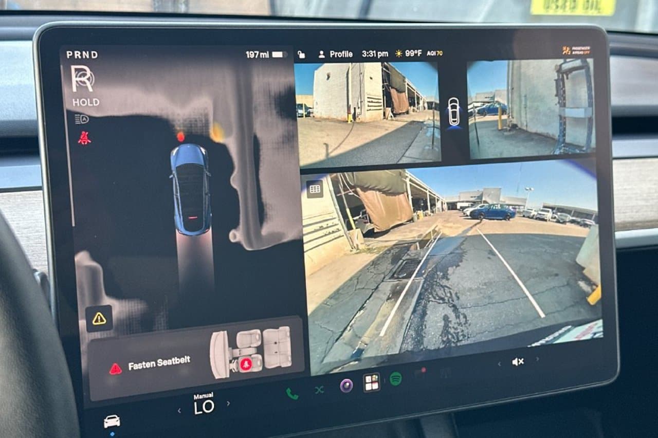 2024 Tesla Model Y Long Range 16