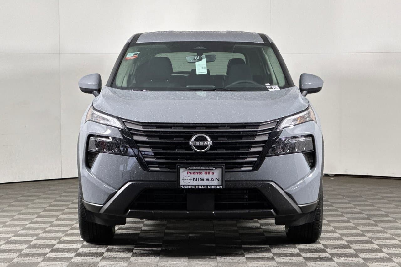 2026 Nissan Rogue SV 6