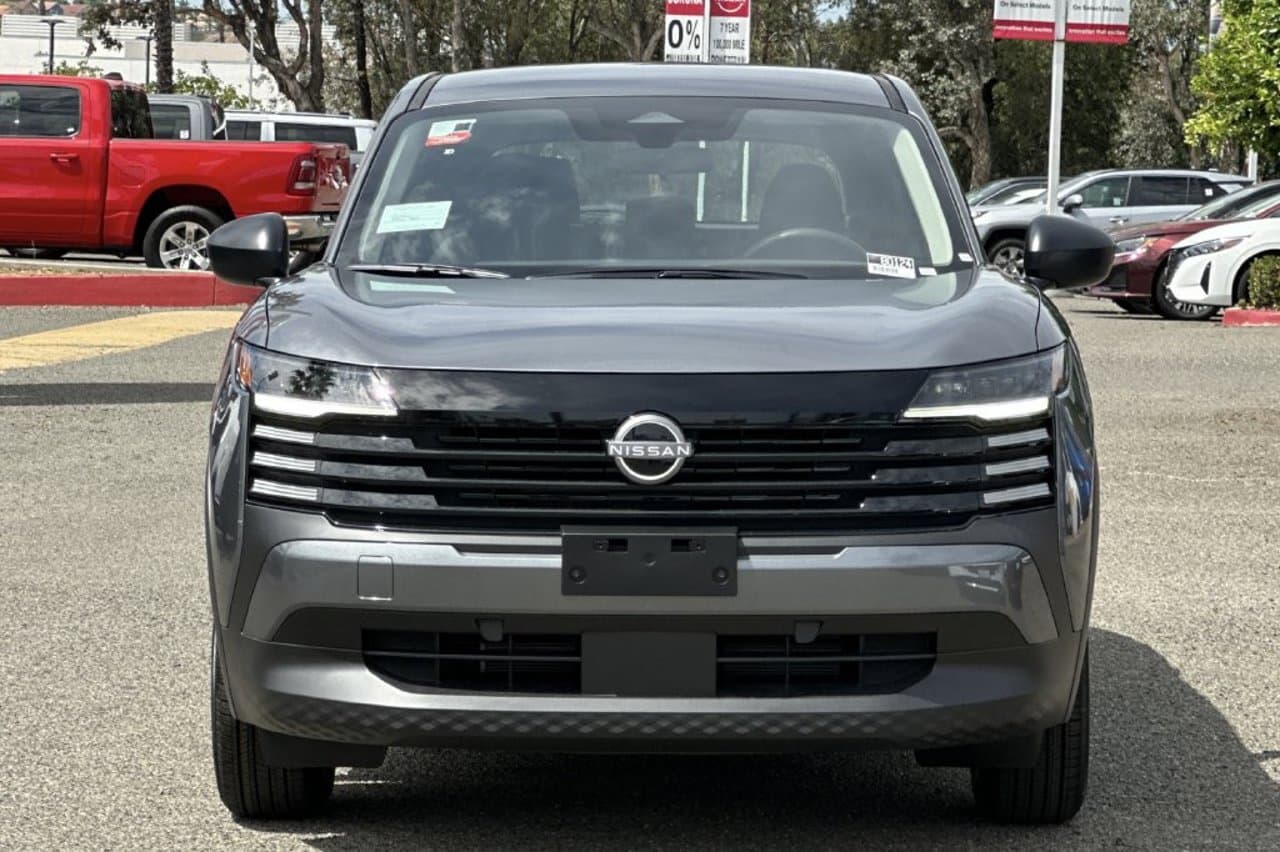 2027 Nissan Kicks S 7