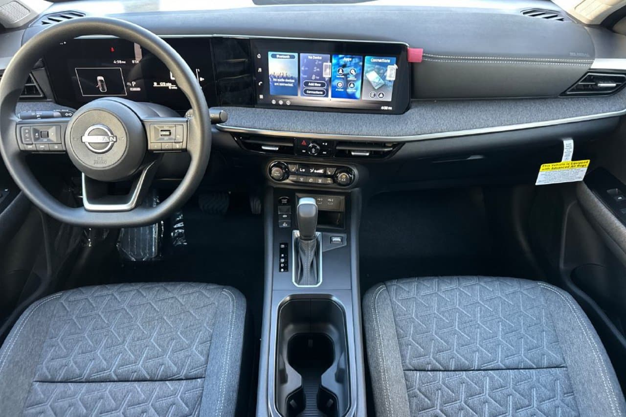 2026 Nissan Kicks SV 10