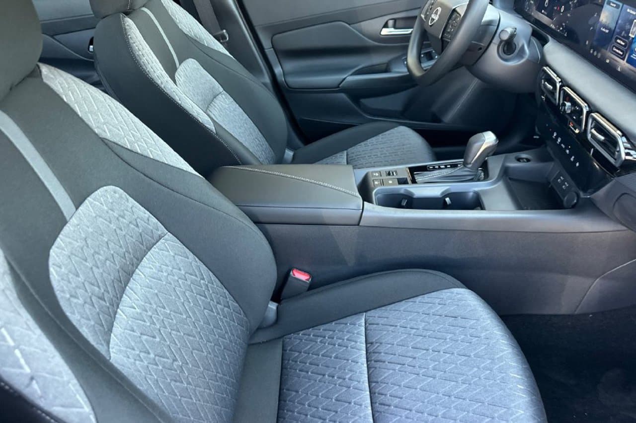 2027 Nissan Sentra SV 12
