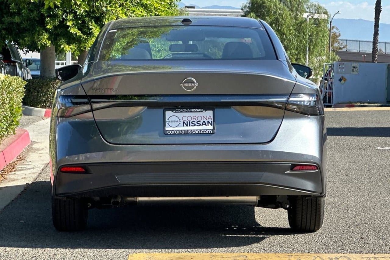 2027 Nissan Sentra SV 5