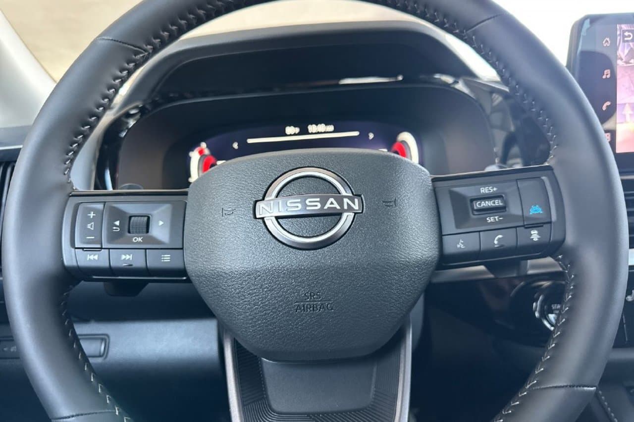 2026 Nissan Pathfinder SL 20