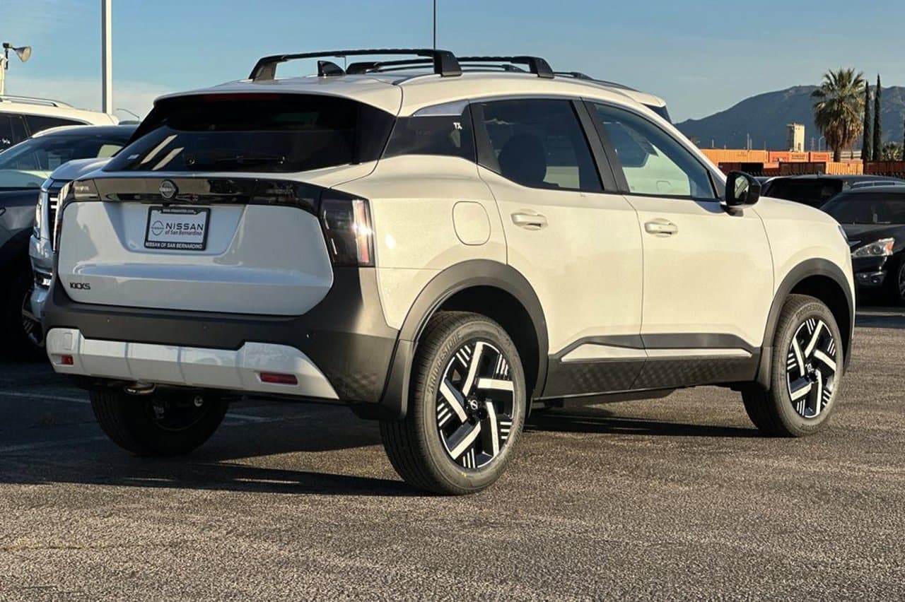 2026 Nissan Kicks SV 3