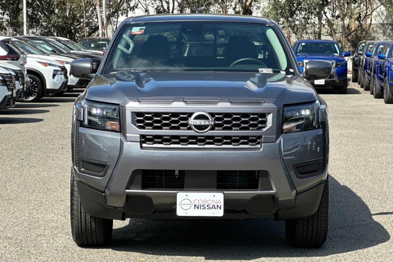 2027 Nissan Frontier SV 7