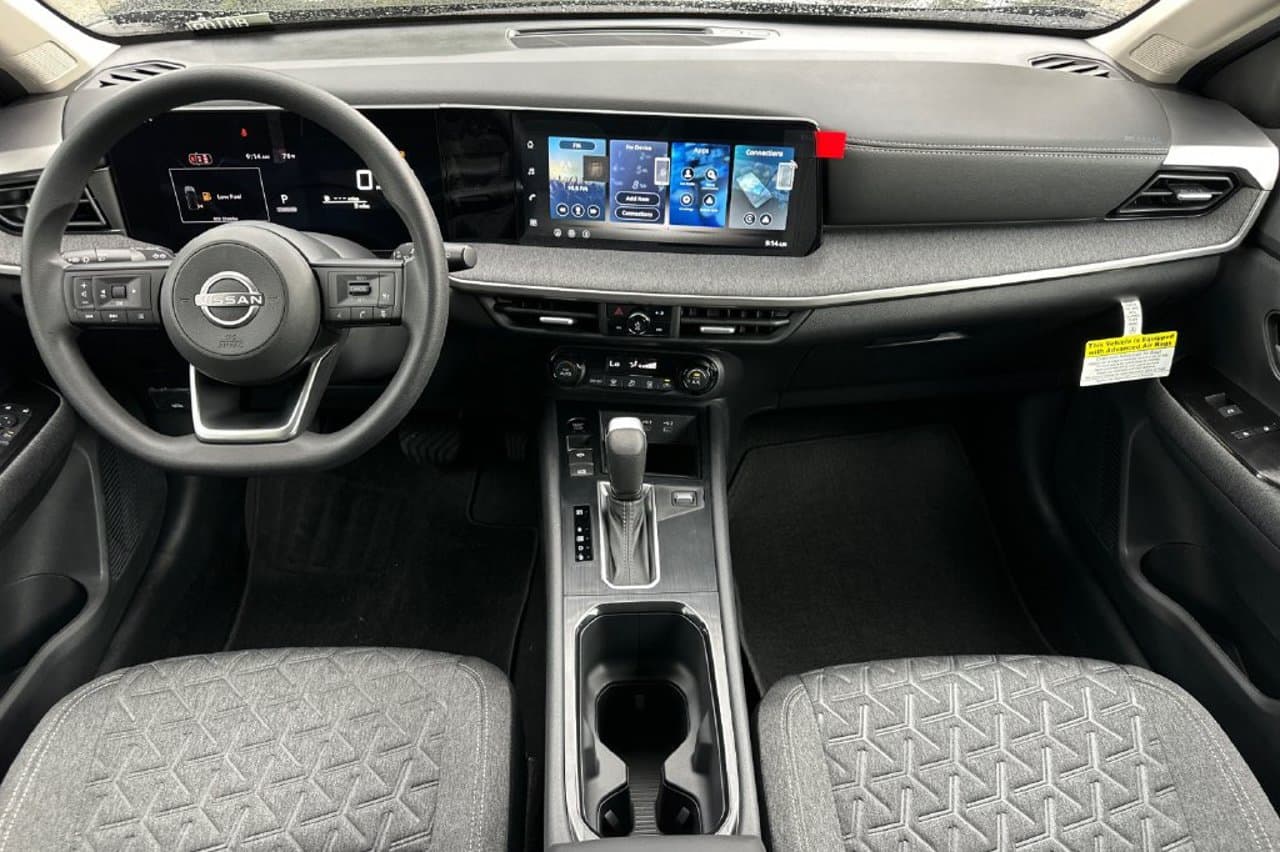 2027 Nissan Kicks SV 11