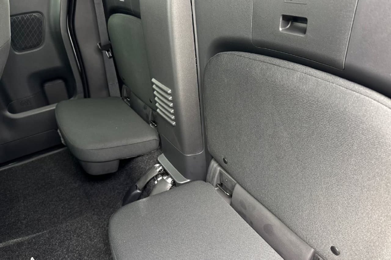 2026 Nissan Frontier S 10