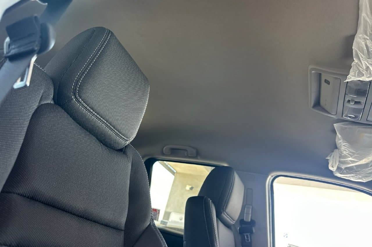 2026 Nissan Frontier SV 13