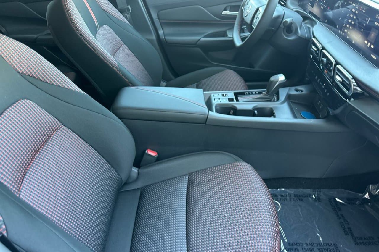 2027 Nissan Sentra SR 12