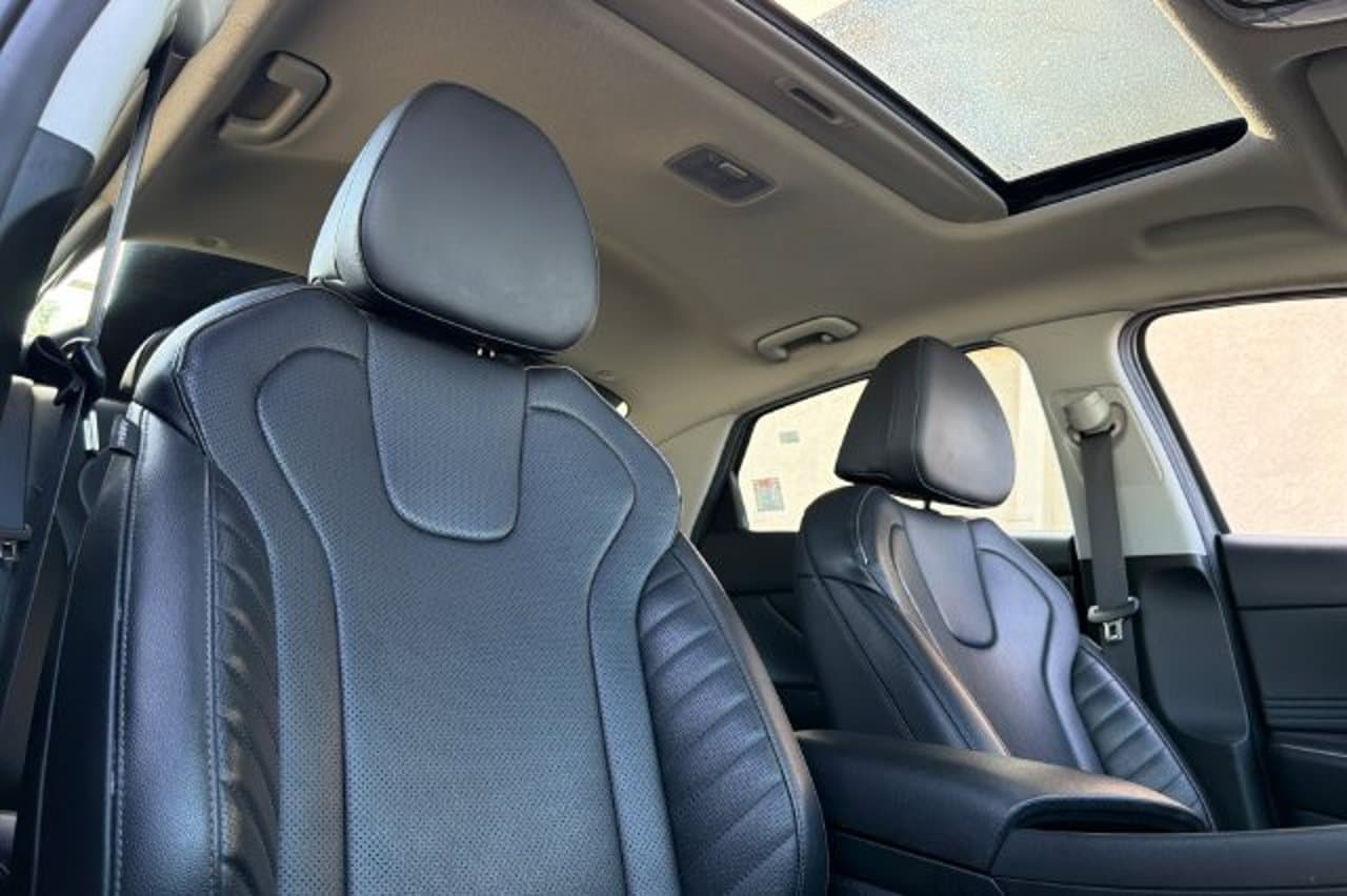 2024 Hyundai Elantra Limited 14
