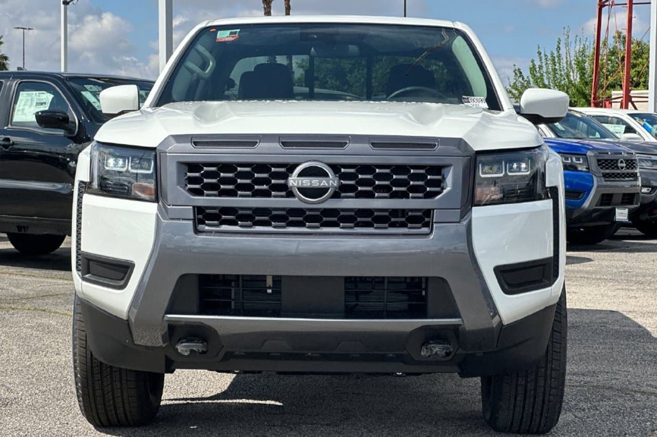 2026 Nissan Frontier SV 6
