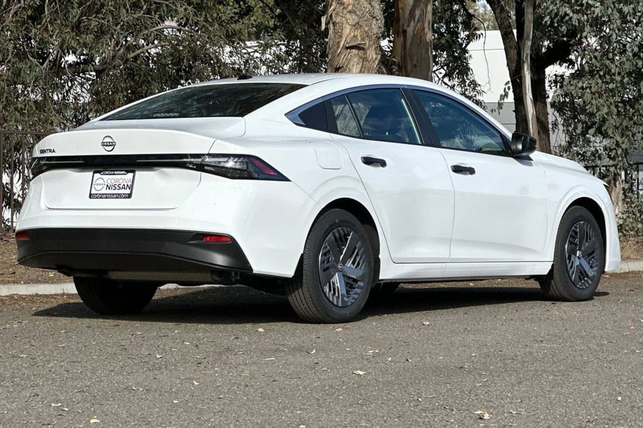 2026 Nissan Sentra S 4