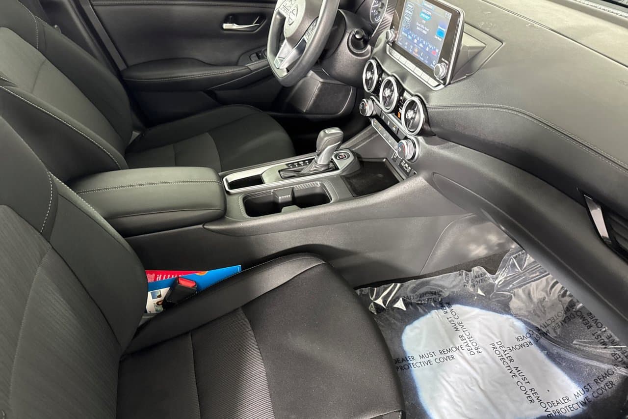 2025 Nissan Sentra SV 12