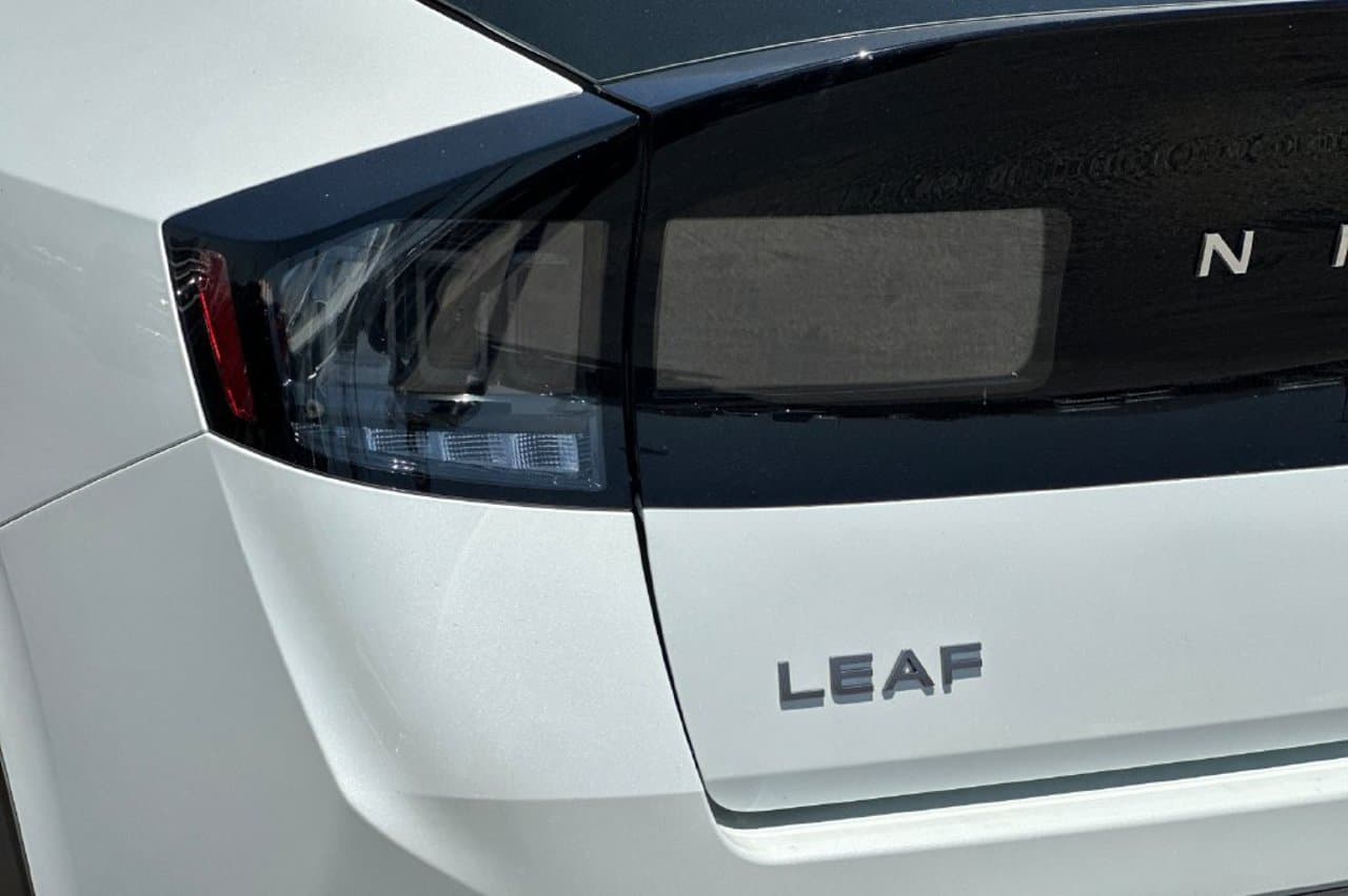 2026 Nissan LEAF PLATINUM+ 20