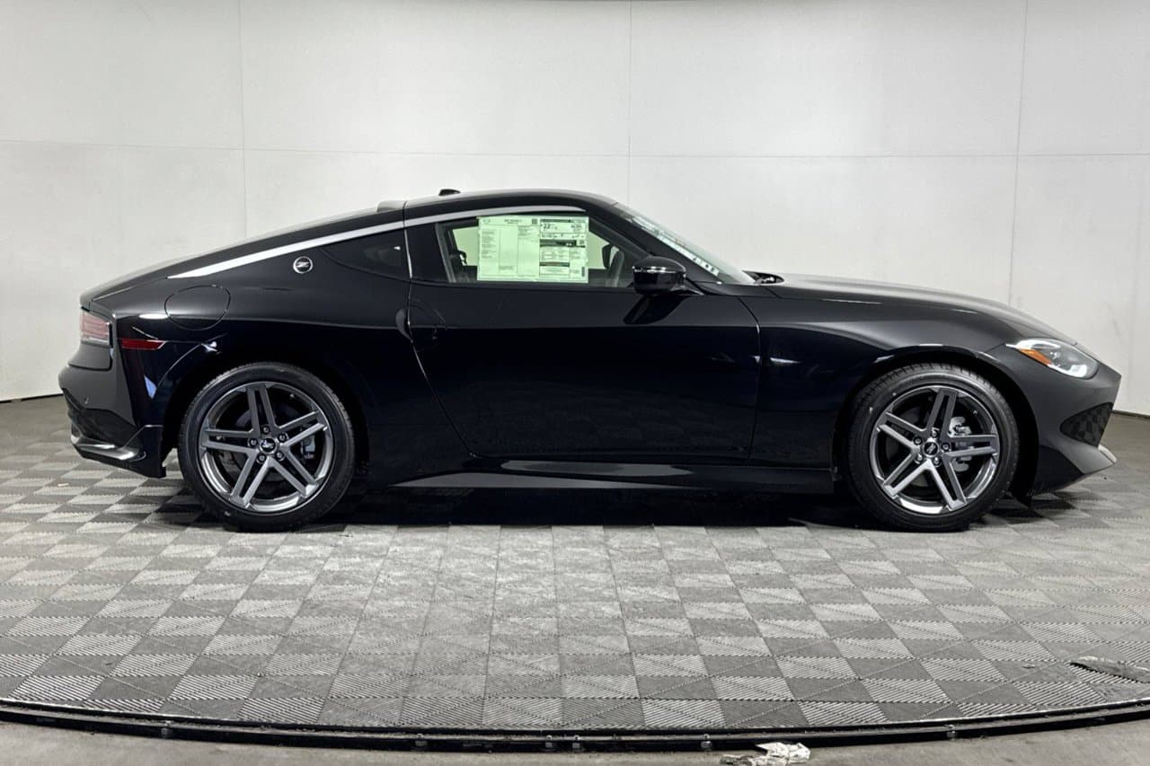 2027 Nissan Z Sport 2