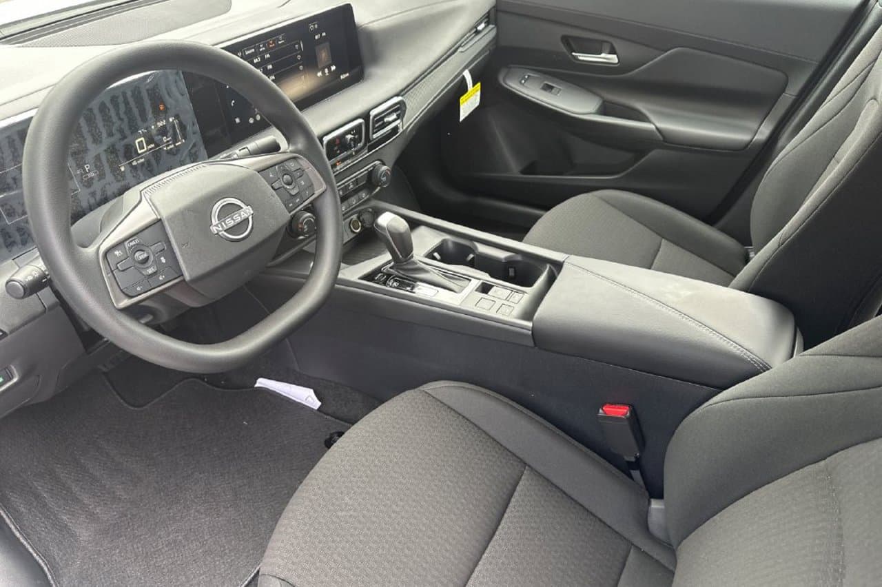 2026 Nissan Sentra S 8