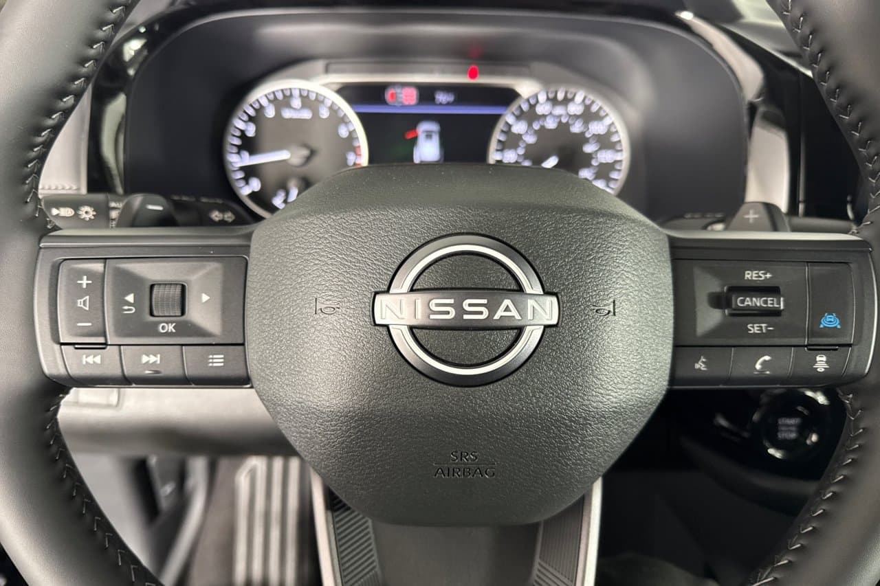 2026 Nissan Pathfinder SV 21