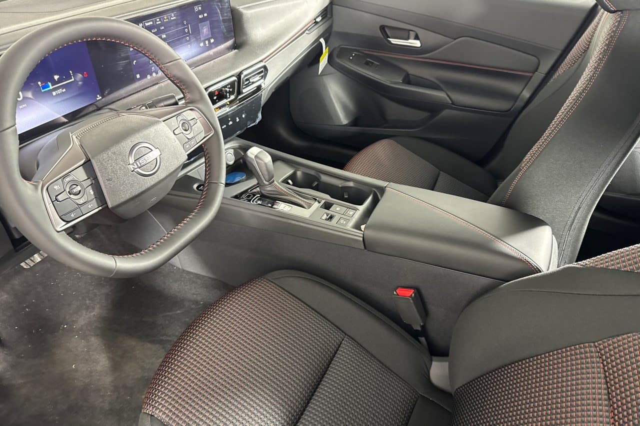 2027 Nissan Sentra SR 7