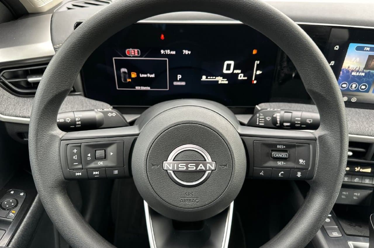 2027 Nissan Kicks SV 20