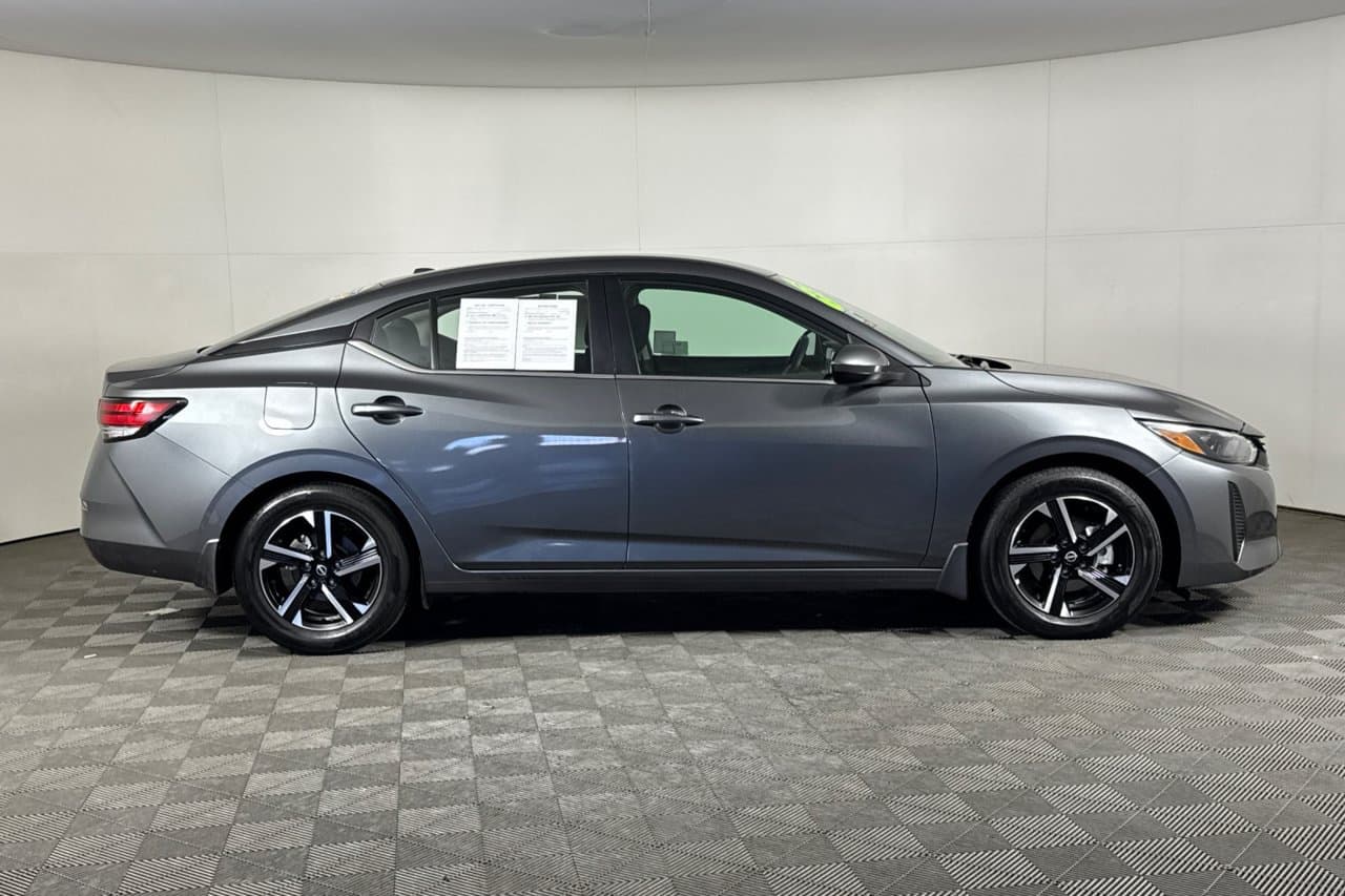 2025 Nissan Sentra SV 2