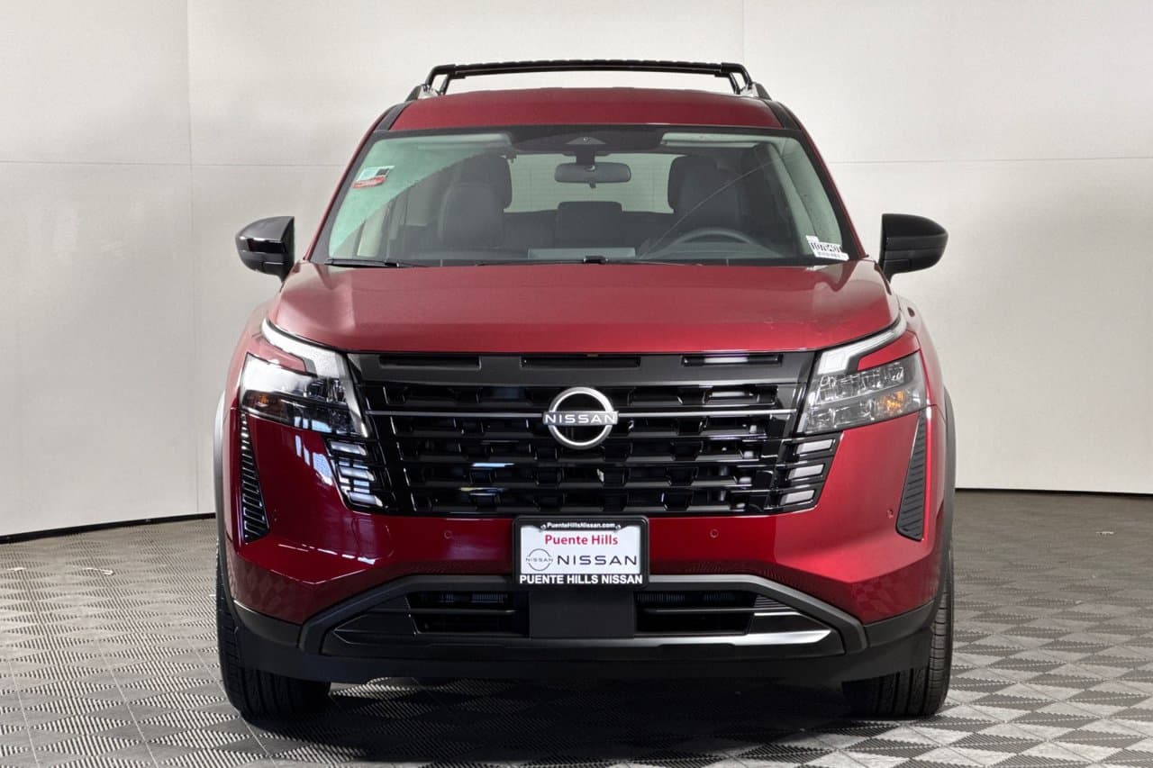 2026 Nissan Pathfinder SV 6
