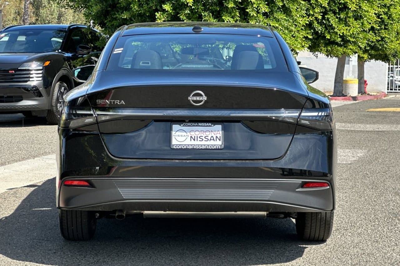 2027 Nissan Sentra SV 5