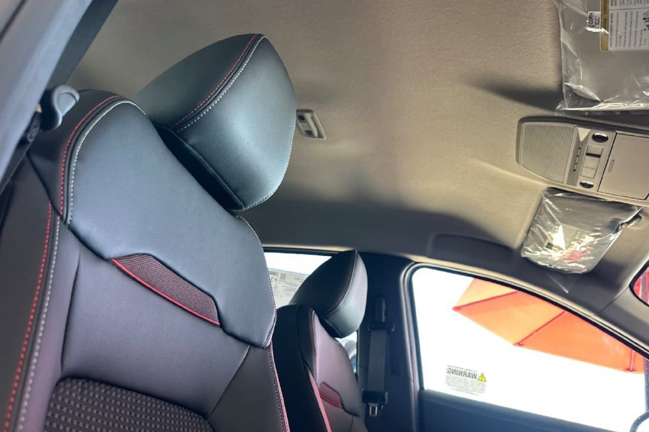 2027 Nissan Kicks SR 14