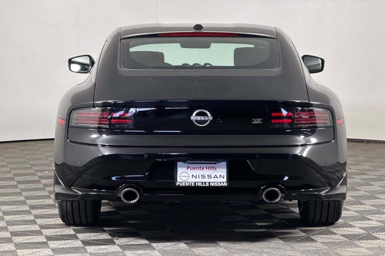 2027 Nissan Z Sport 4