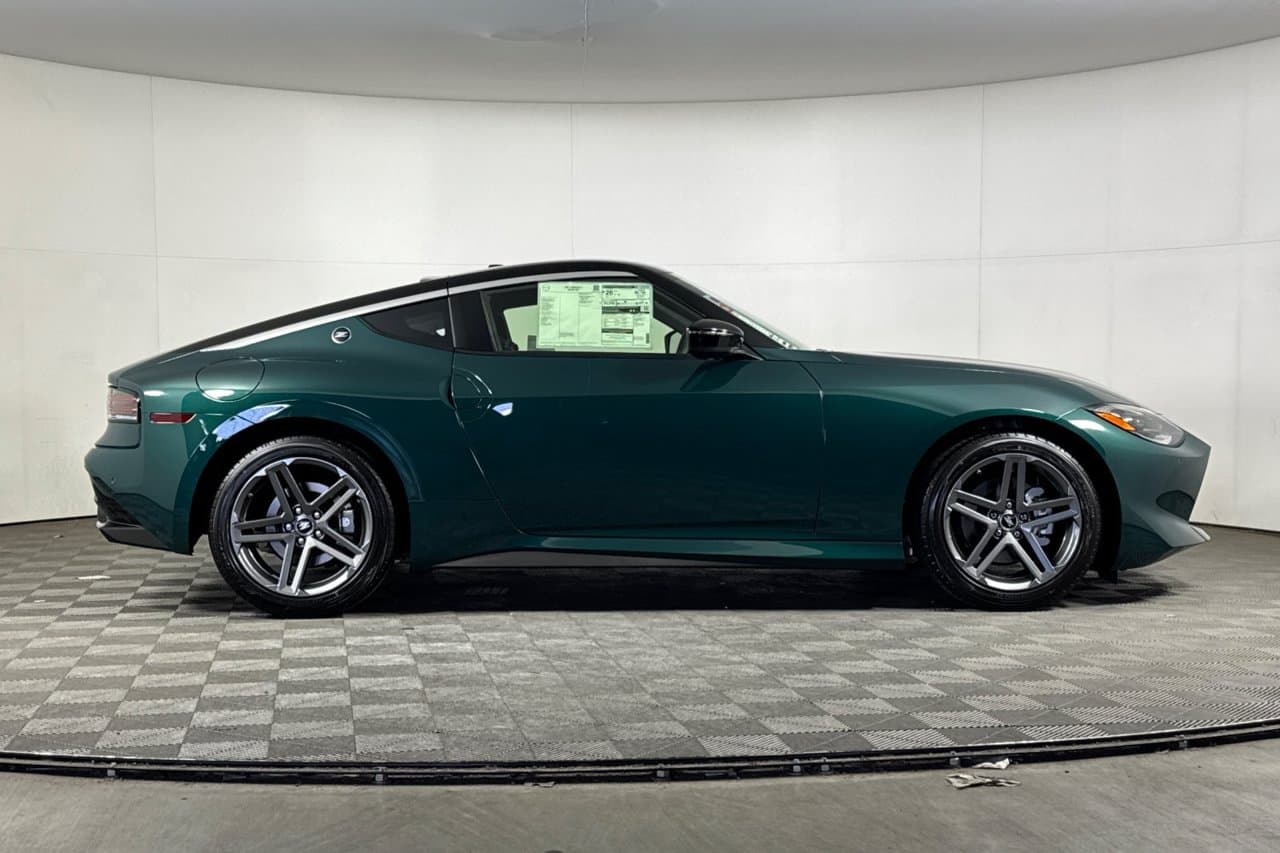 2027 Nissan Z Sport 2
