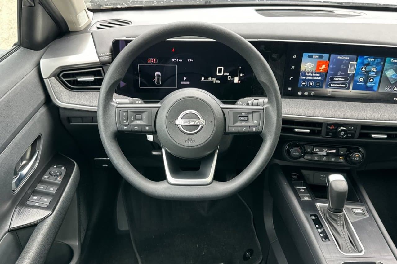 2027 Nissan Kicks SV 12