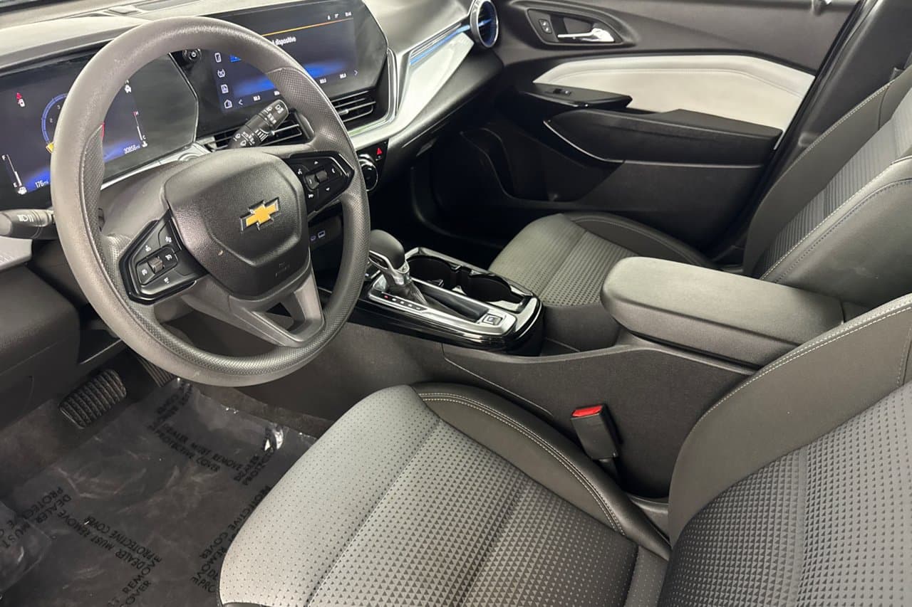 2025 Chevrolet Trax LT 7