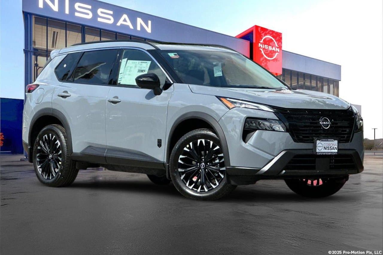 2026 Nissan Rogue Dark Armor 2